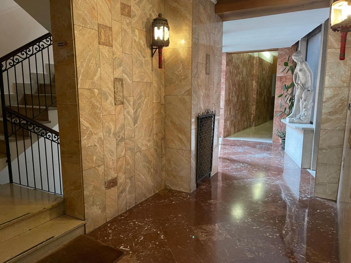 Residenza Filippini Appartement Verona Buitenkant foto
