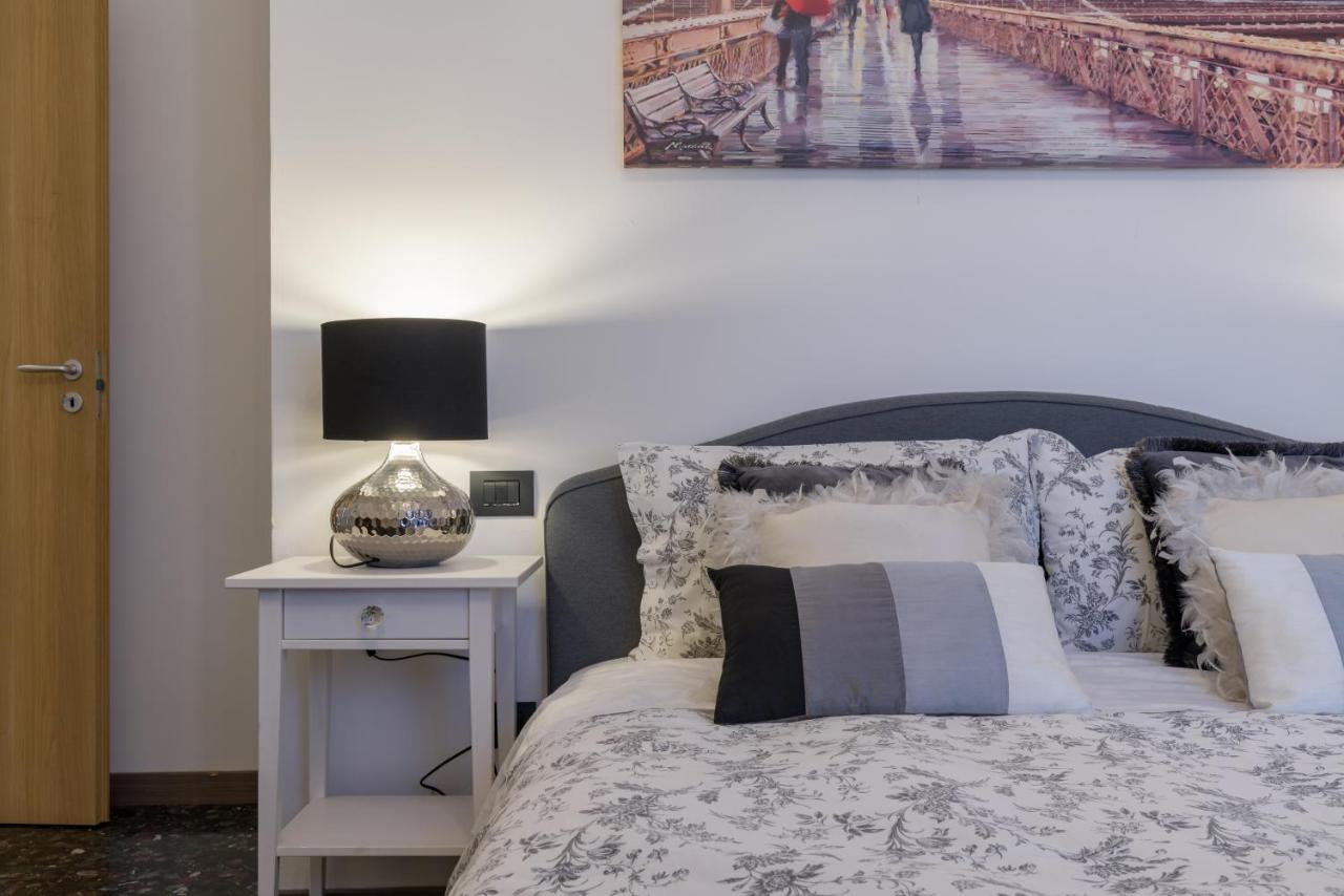 Residenza Filippini Appartement Verona Buitenkant foto