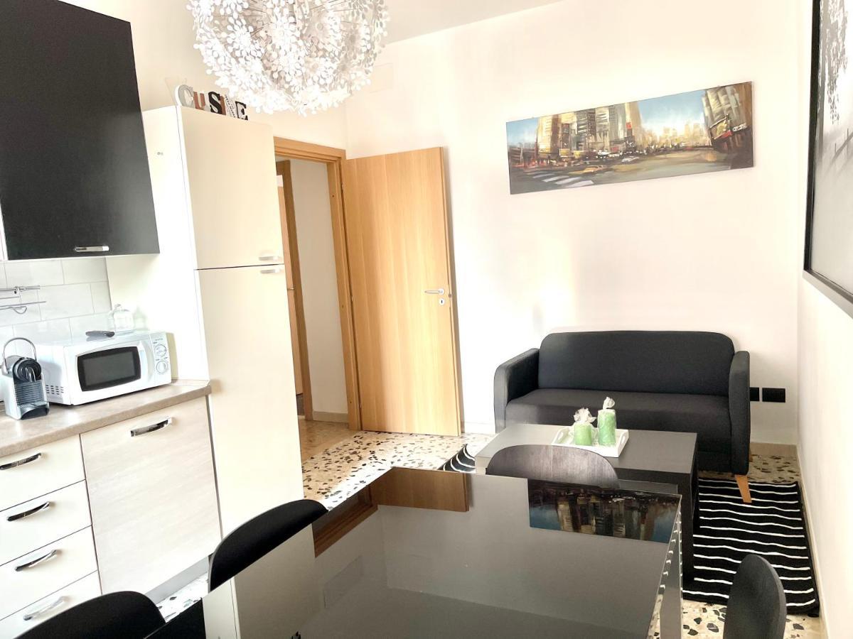 Residenza Filippini Appartement Verona Buitenkant foto